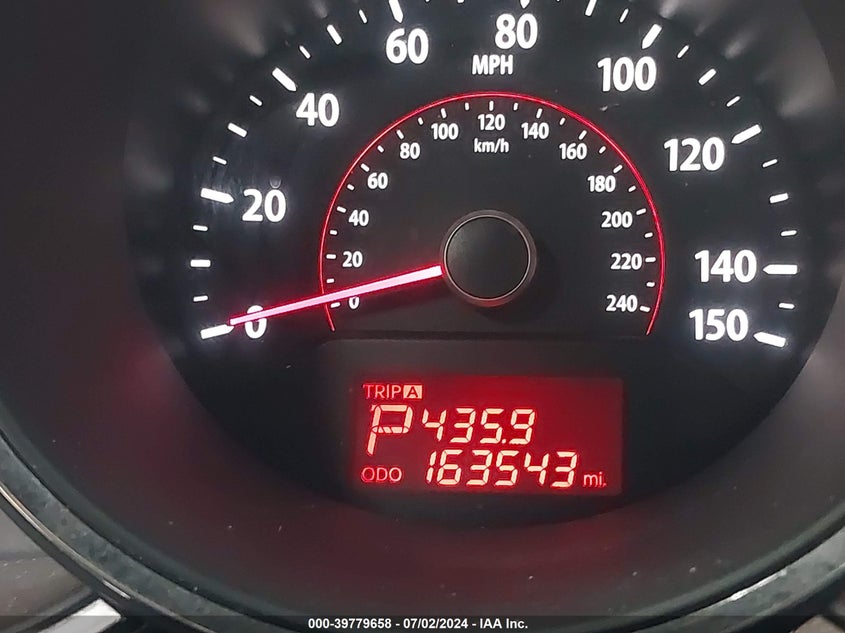 2011 Kia Sorento Lx VIN: 5XYKTCA1XBG153782 Lot: 39779658