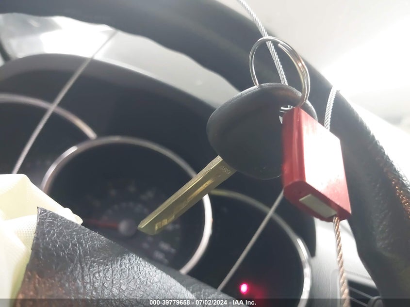 2011 Kia Sorento Lx VIN: 5XYKTCA1XBG153782 Lot: 39779658