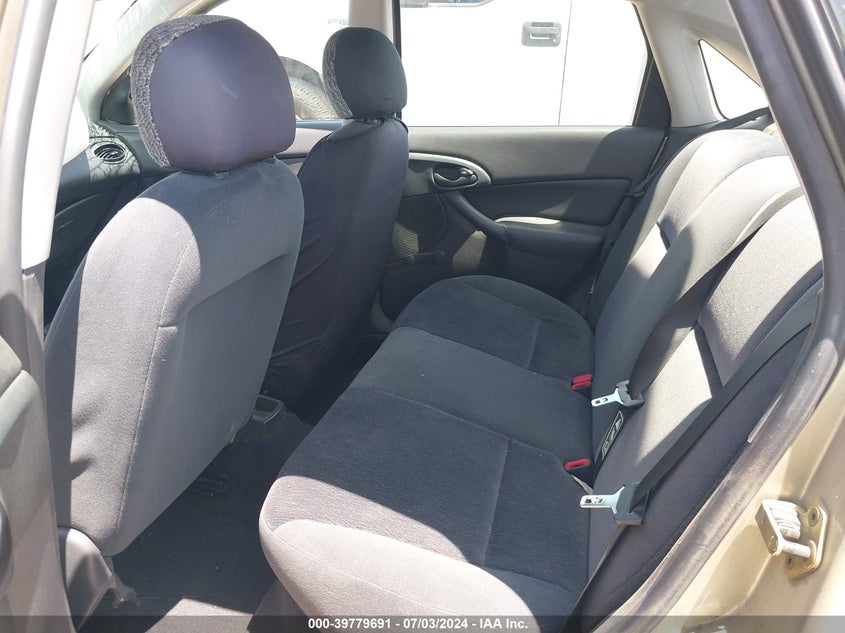 2001 Ford Focus Lx VIN: 1FAFP33P21W380267 Lot: 39779691