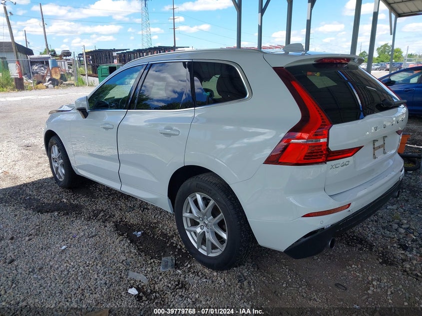 VIN YV4102DK4M1828450 2021 VOLVO XC60 T5 MOMENTUM