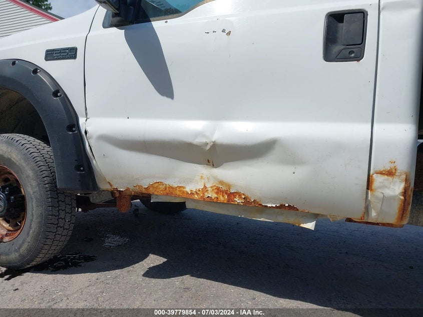 2001 Ford F-250 Xl/Xlt VIN: 3FTNF21L71MA70621 Lot: 39779854