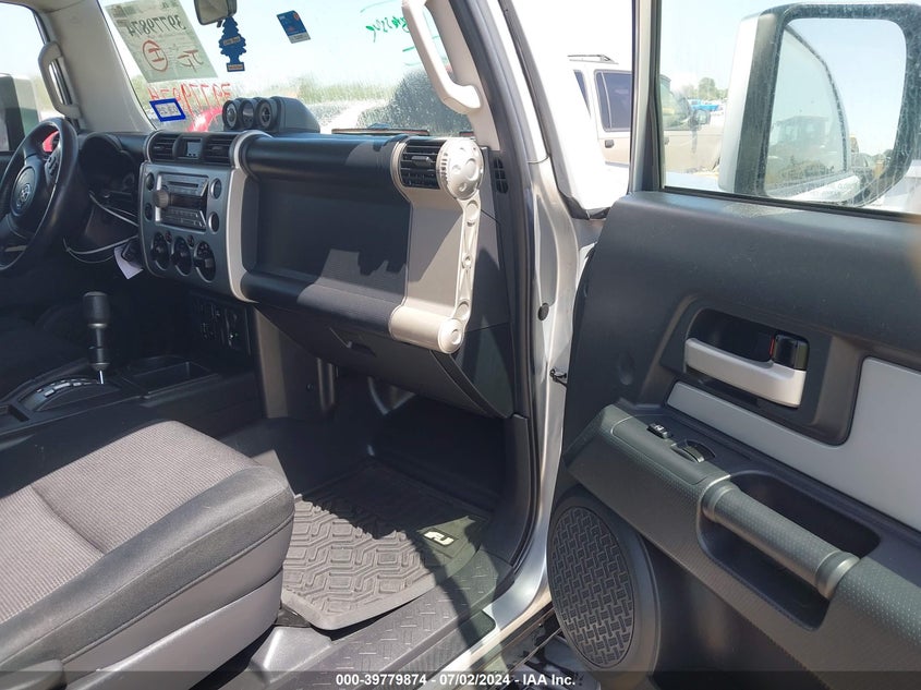 2007 Toyota Fj Cruiser VIN: JTEZU11F470013957 Lot: 39779874