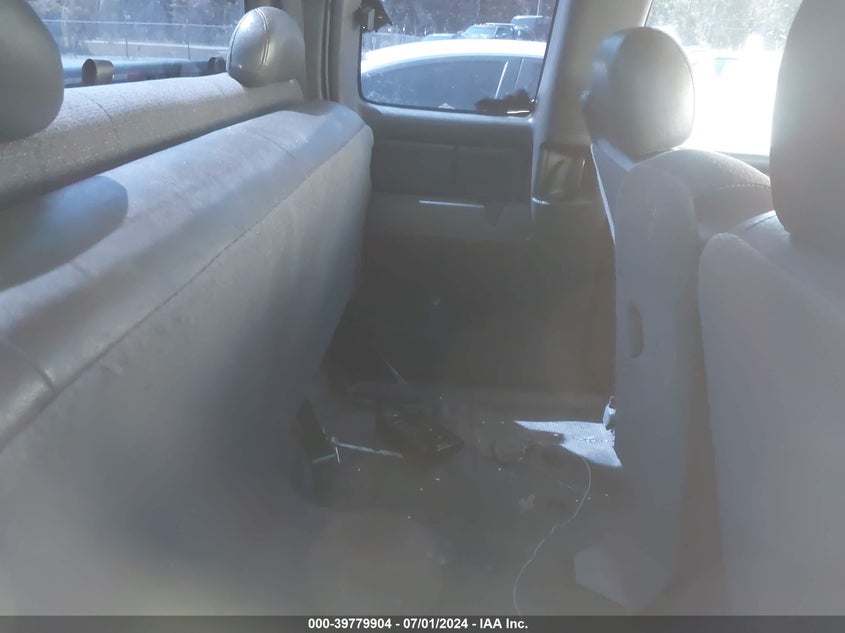 2005 Chevrolet Silverado 1500 Work Truck VIN: 2GCEC19V351303321 Lot: 39779904