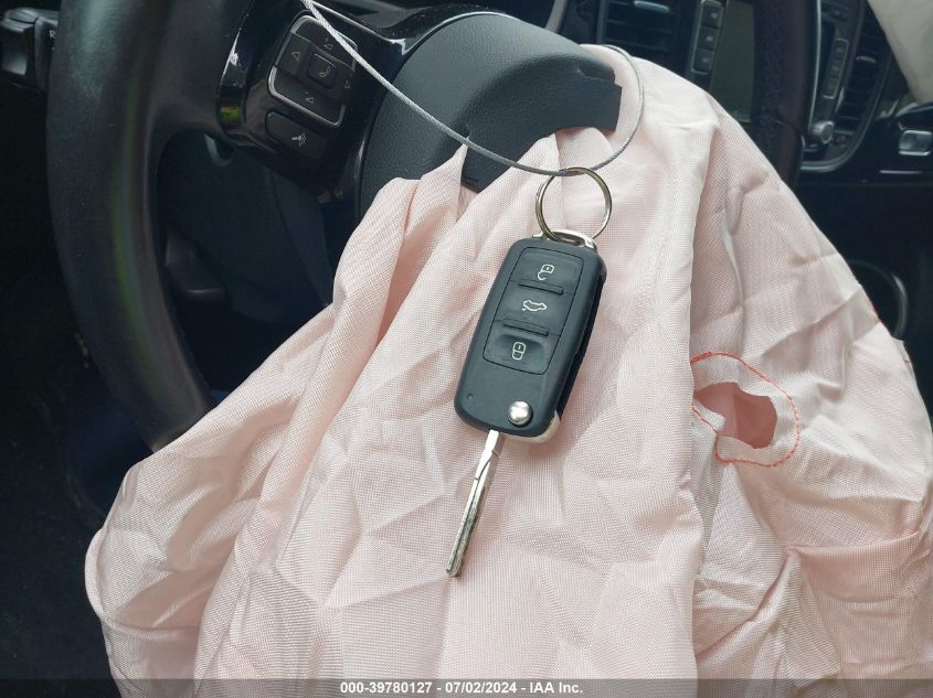 2013 Volkswagen Beetle VIN: 3VW5P7AT5DM830346 Lot: 39780127