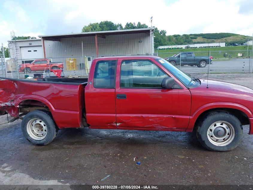 2002 GMC Sonoma Sl VIN: 1GTCS19W528187809 Lot: 39780228