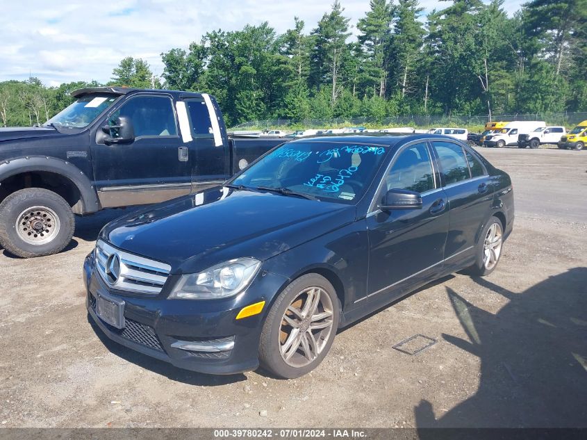 2012 Mercedes-Benz C 300 Luxury 4Matic/Sport 4Matic VIN: WDDGF8BB5CR230214 Lot: 39780242