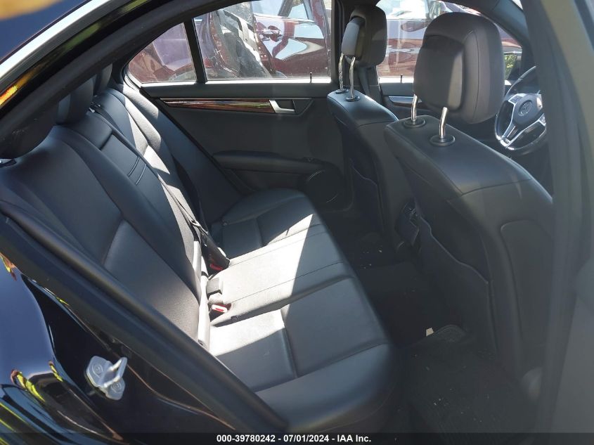 2012 Mercedes-Benz C 300 Luxury 4Matic/Sport 4Matic VIN: WDDGF8BB5CR230214 Lot: 39780242