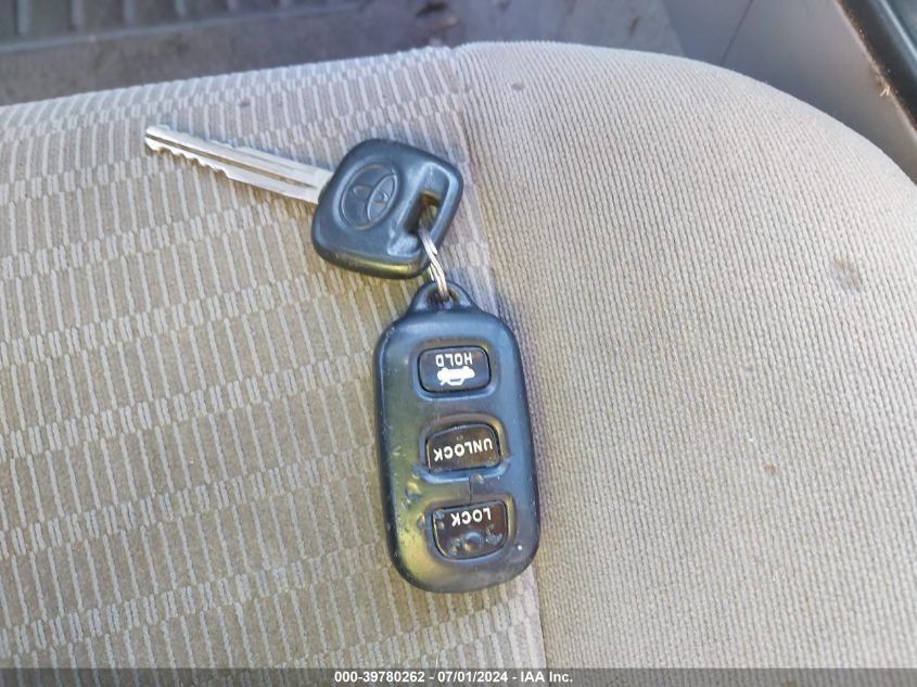 2005 Toyota Camry Le VIN: 4T1BE30K15U594154 Lot: 39780262