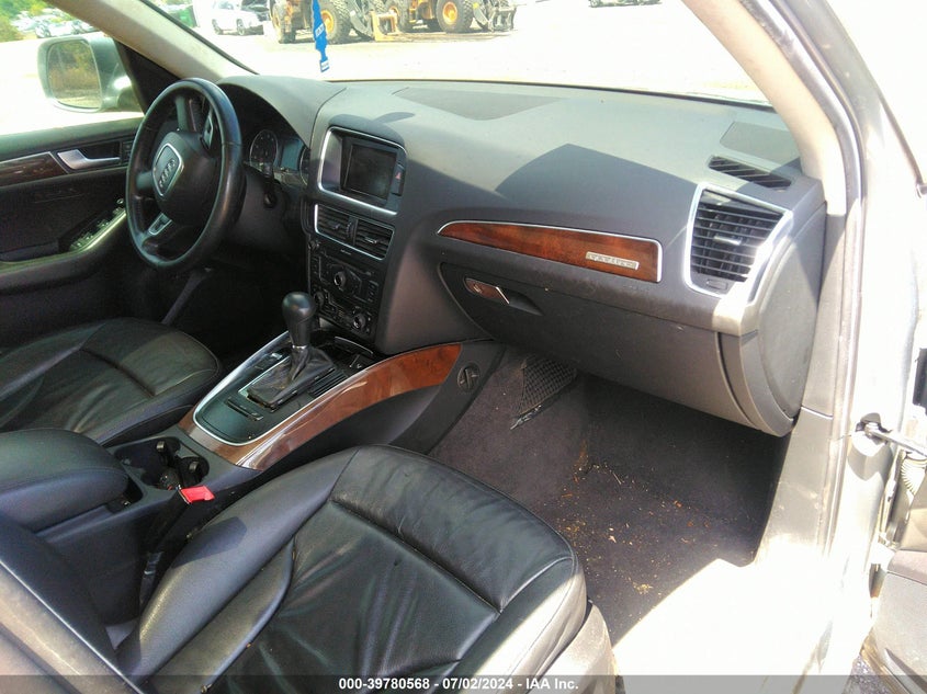 2010 Audi Q5 3.2 Premium VIN: WA1LKAFP6AA029560 Lot: 39780568