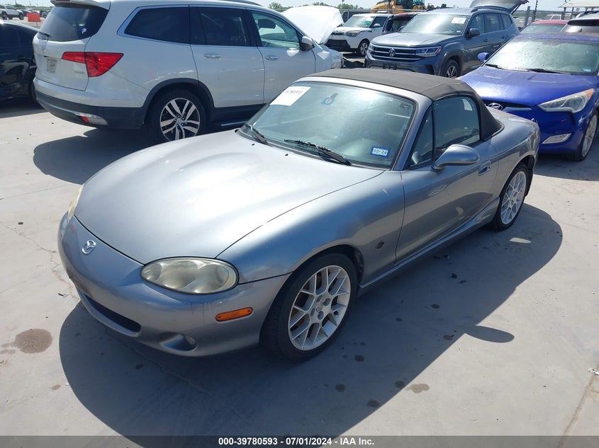 2002 Mazda Mx-5 Miata Cloth/Ls/Se VIN: JM1NB353920228053 Lot: 39780593