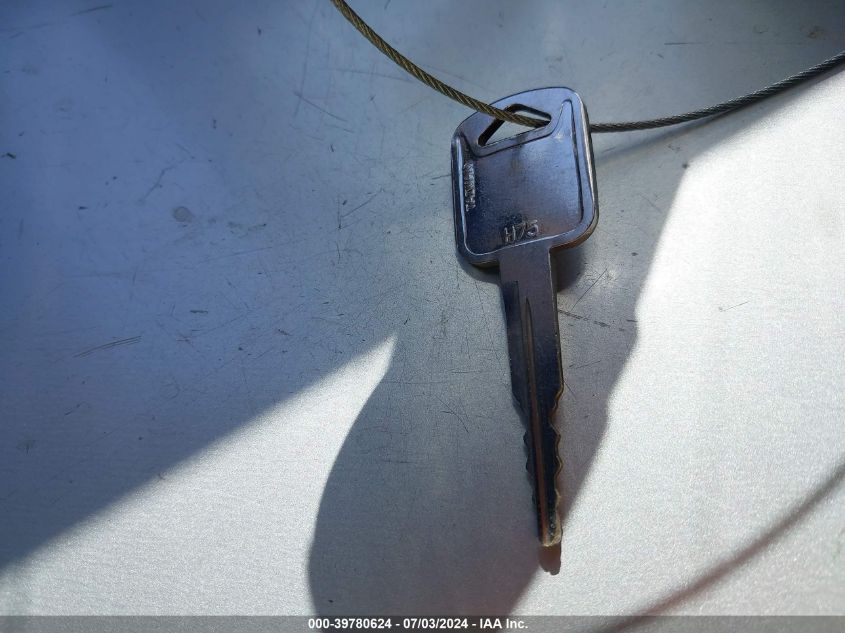 1997 Lincoln Town Car Executive VIN: 1LNLM81W0VY755320 Lot: 39780624