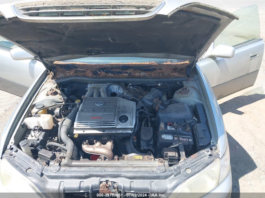 2001 Lexus Es 300 VIN: JT8BF28G610313140 Lot: 39780651