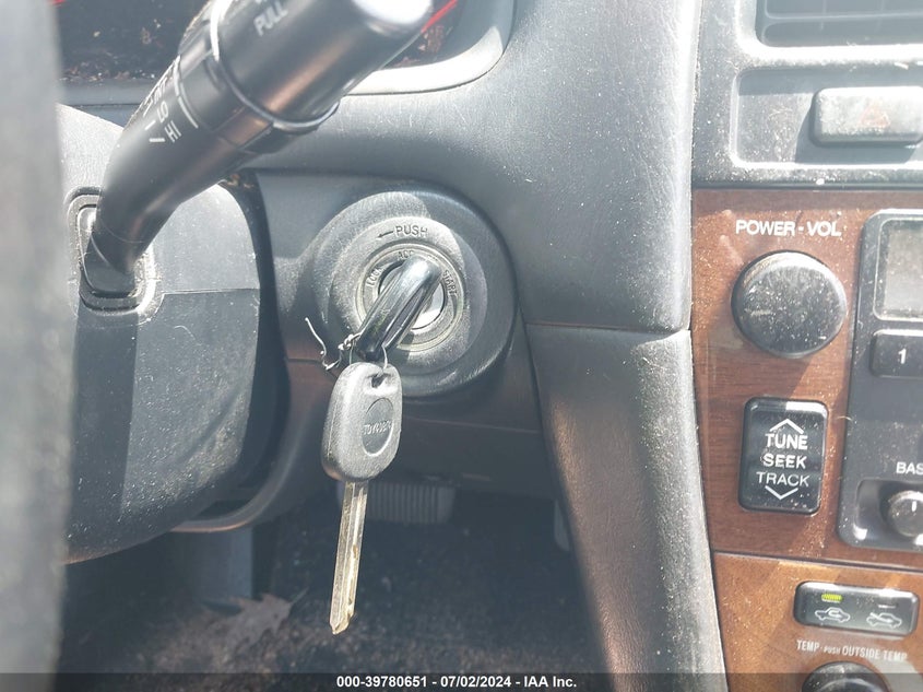 2001 Lexus Es 300 VIN: JT8BF28G610313140 Lot: 39780651