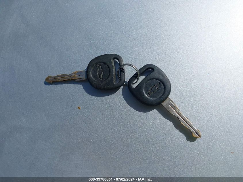 2002 Chevrolet Tahoe Lt VIN: 1GNEC13Z92R181747 Lot: 39780851