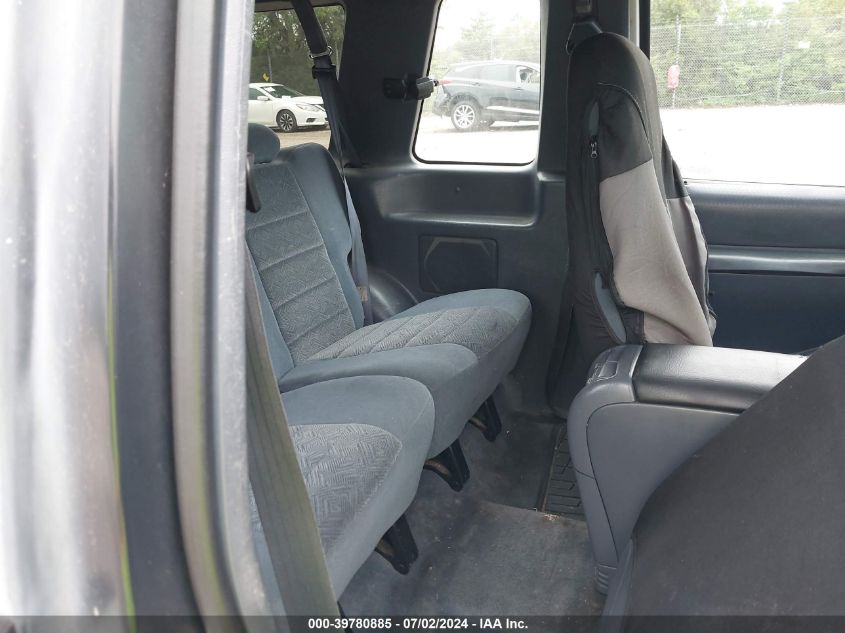 1998 Ford Explorer Sport VIN: 1FMYU24E7WUA77406 Lot: 39780885