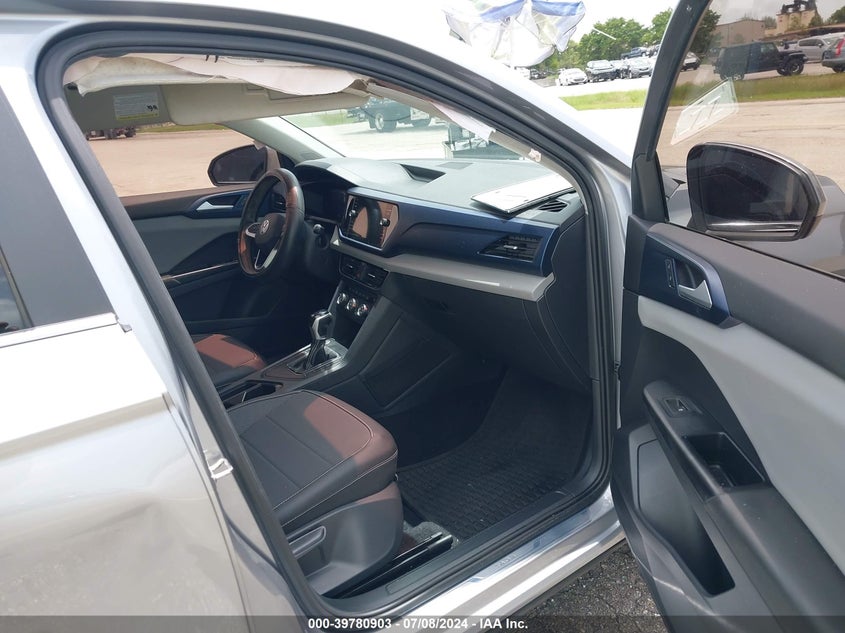2022 VOLKSWAGEN TAOS 1.5T SE - 3VVLX7B26NM018749