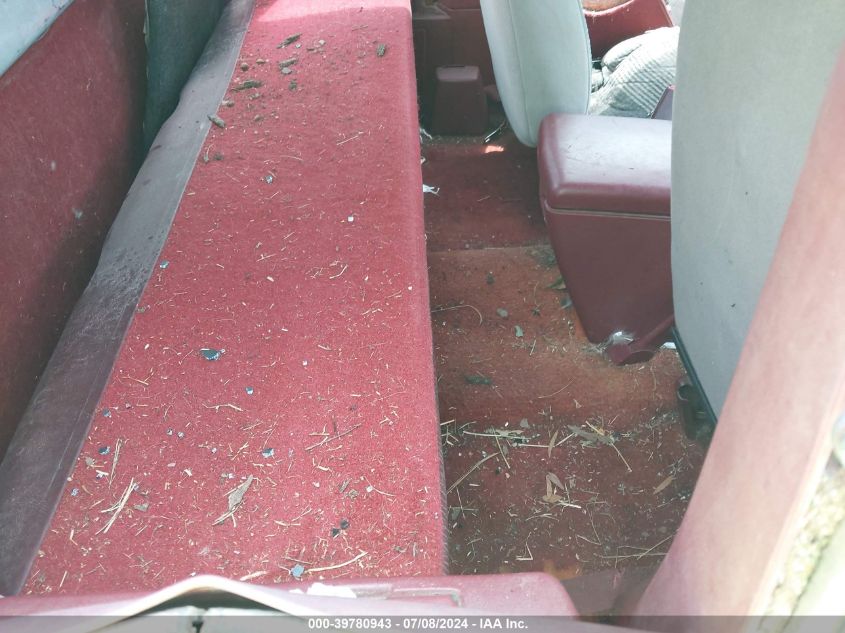 1990 Chevrolet Gmt-400 K2500 VIN: 2GCFK29K6L1144777 Lot: 39780943