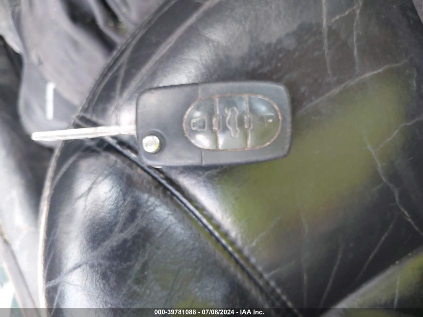 2001 Volkswagen Passat Gls VIN: WVWAC63B81P010201 Lot: 39781088