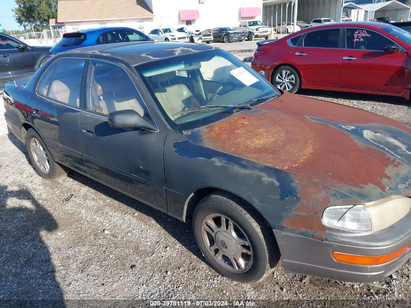 1994 Toyota Camry Xle VIN: JT2GK13E6R0059002 Lot: 39781119