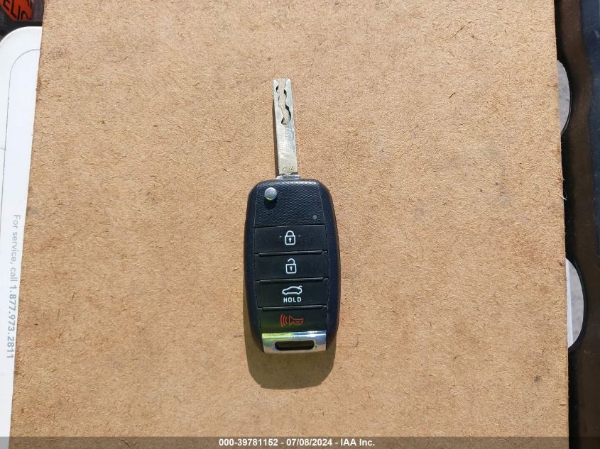 2017 Kia Optima Lx VIN: 5XXGT4L36HG139904 Lot: 39781152