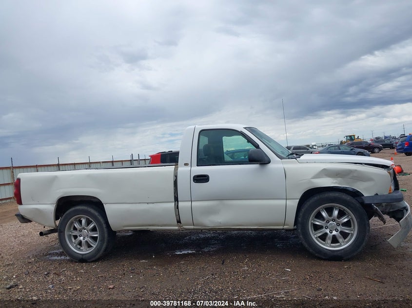 2004 Chevrolet Silverado 1500 Work Truck VIN: 1GCEC14TX4E101627 Lot: 39781168