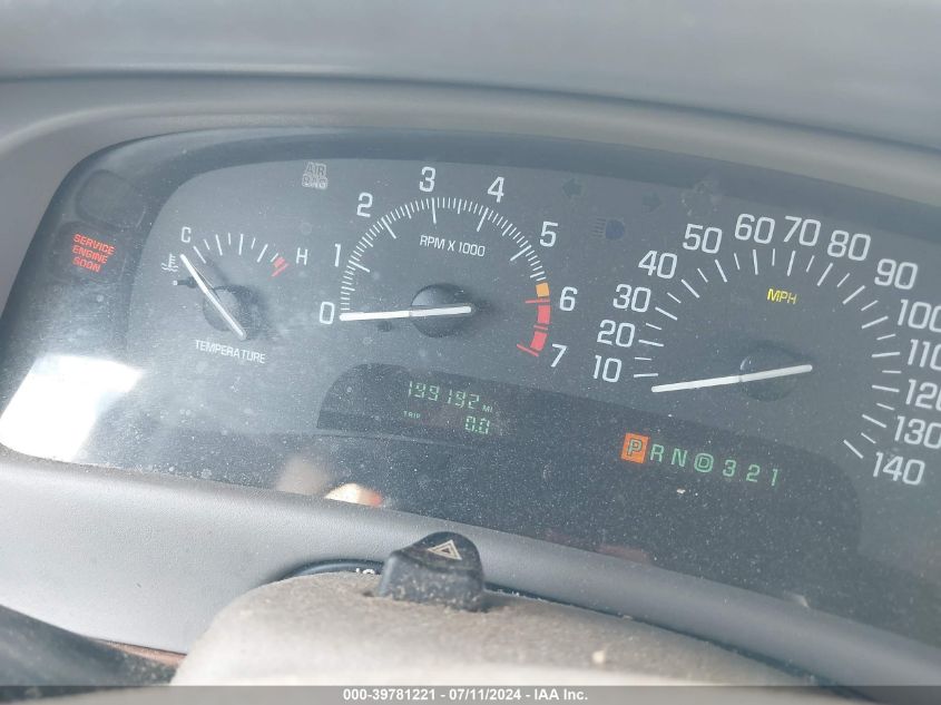 1999 Buick Park Avenue VIN: 1G4CW52K4X4625040 Lot: 39781221