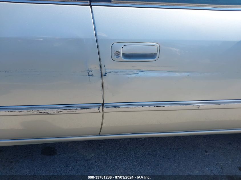 2000 Toyota Camry Le/Xle VIN: 4T1BF28K4YU105147 Lot: 39781286