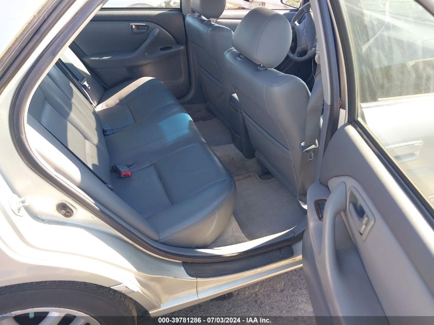 2000 Toyota Camry Le/Xle VIN: 4T1BF28K4YU105147 Lot: 39781286