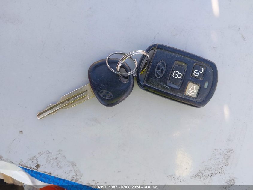 2005 Hyundai Elantra Gls/Gt VIN: KMHDN46D05U030874 Lot: 39781387