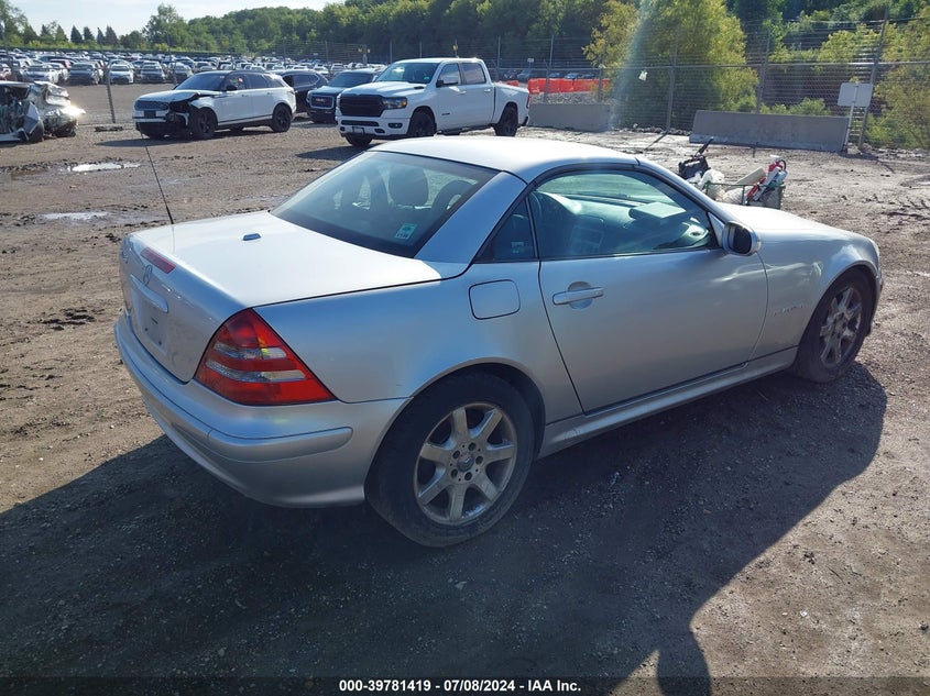 2001 Mercedes-Benz Slk 230 Kompressor VIN: WDBKK49F91F221031 Lot: 39781419