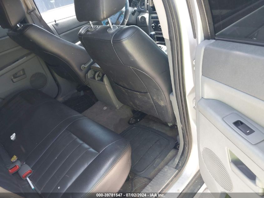 2007 Jeep Grand Cherokee Laredo VIN: 1J8HS48P37C564524 Lot: 39781547