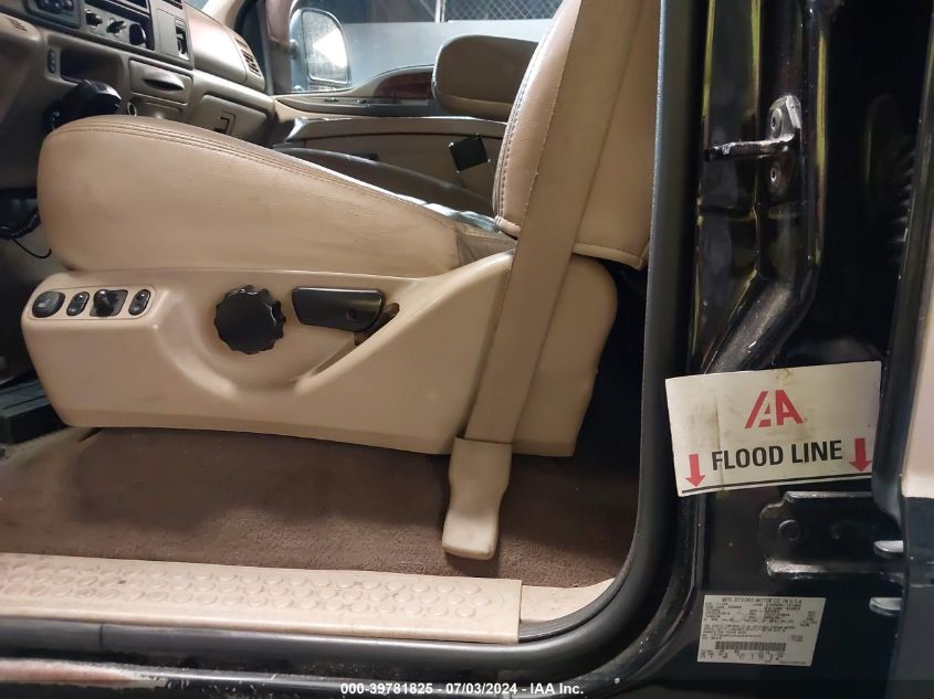 2004 Ford F350 Super Duty VIN: 1FTWW33P44EB56229 Lot: 39781825