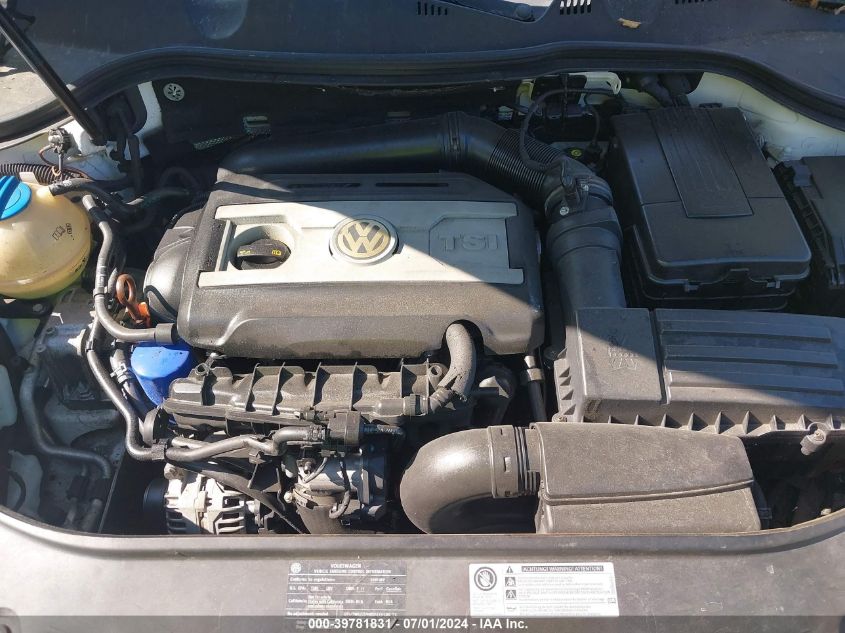 2010 Volkswagen Passat Komfort VIN: WVWJK7AN9AE135029 Lot: 39781831