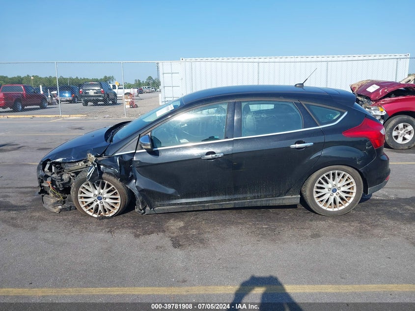 2014 Ford Focus Titanium VIN: 1FADP3N26EL378425 Lot: 39781908