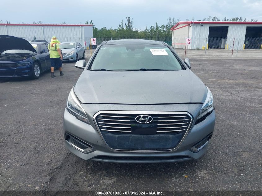2017 Hyundai Sonata Hybrid Limited VIN: KMHE34L33HA067865 Lot: 39781935