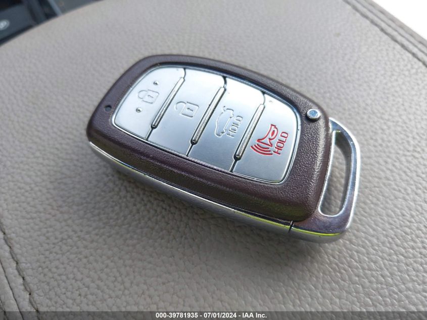 2017 Hyundai Sonata Hybrid Limited VIN: KMHE34L33HA067865 Lot: 39781935