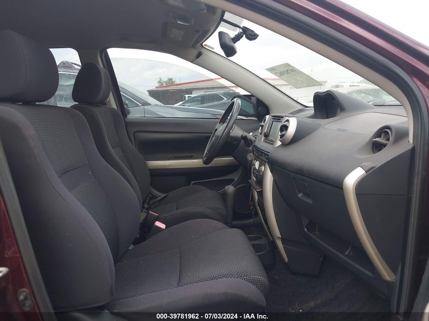 2005 Scion Xa VIN: JTKKT624950123587 Lot: 39781962