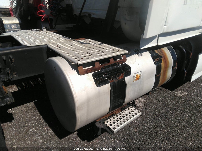 2013 Volvo Vn Vnl VIN: 4V4NC9EHXDN137850 Lot: 39782067