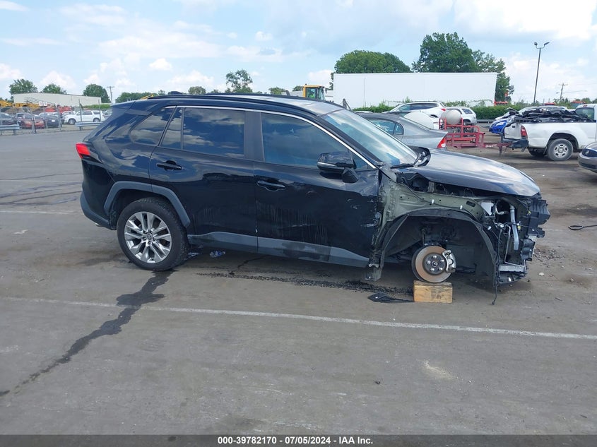 VIN 2T3C1RFV9MC161192 2021 TOYOTA RAV4 XLE PREMIUM