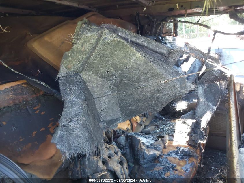 1997 Ford Expedition Eddie Bauer/Xlt VIN: 1FMEU18W9VLC01115 Lot: 39782272