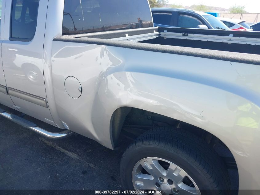 2008 GMC Sierra C1500 VIN: 2GTEC19J08121617 Lot: 39782297