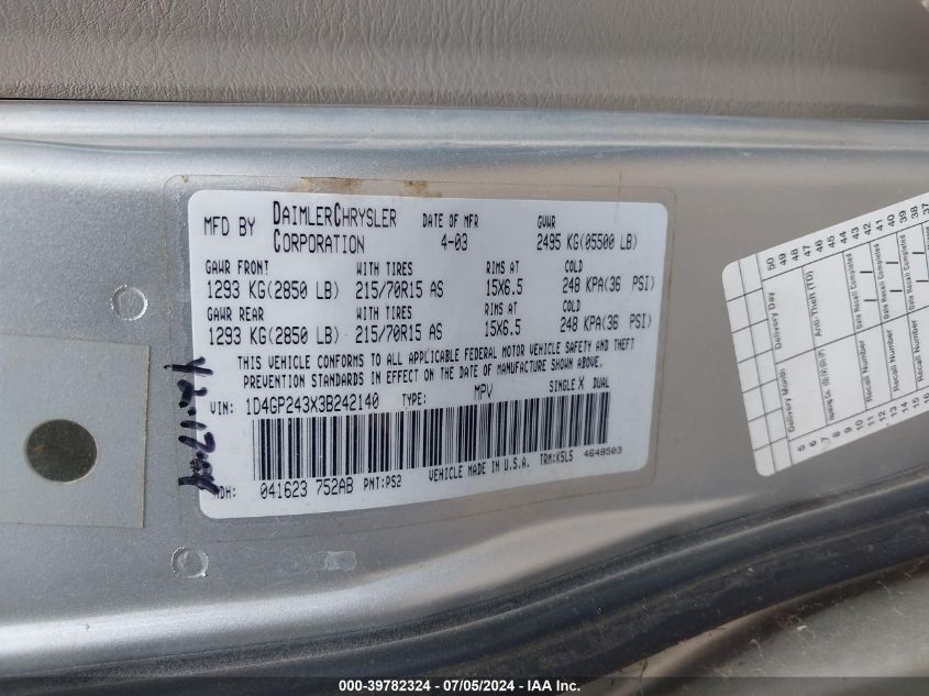 2003 Dodge Grand Caravan Se VIN: 1D4GP243X3B242140 Lot: 39782324