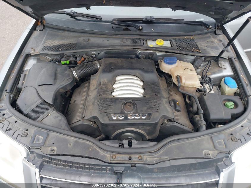 2004 Volkswagen Passat Glx VIN: WVWWH63B74E038787 Lot: 39782362