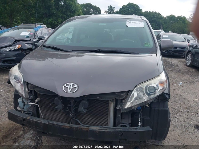 2012 Toyota Sienna Xle V6 8 Passenger VIN: 5TDYK3DC9CS275919 Lot: 39782427