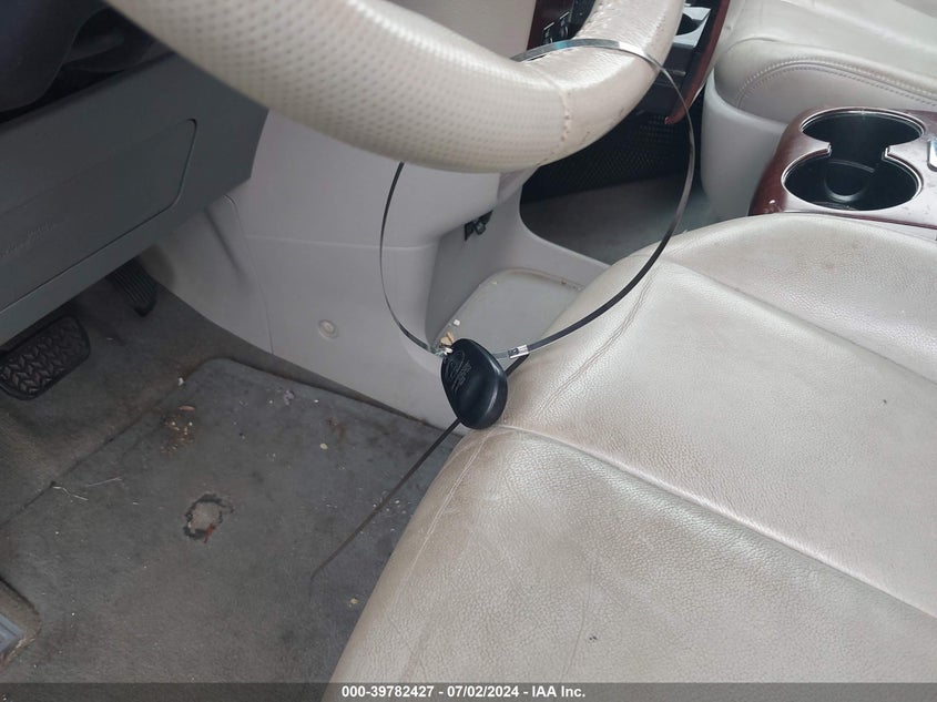 2012 Toyota Sienna Xle V6 8 Passenger VIN: 5TDYK3DC9CS275919 Lot: 39782427