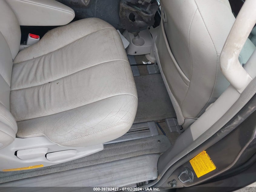 2012 Toyota Sienna Xle V6 8 Passenger VIN: 5TDYK3DC9CS275919 Lot: 39782427