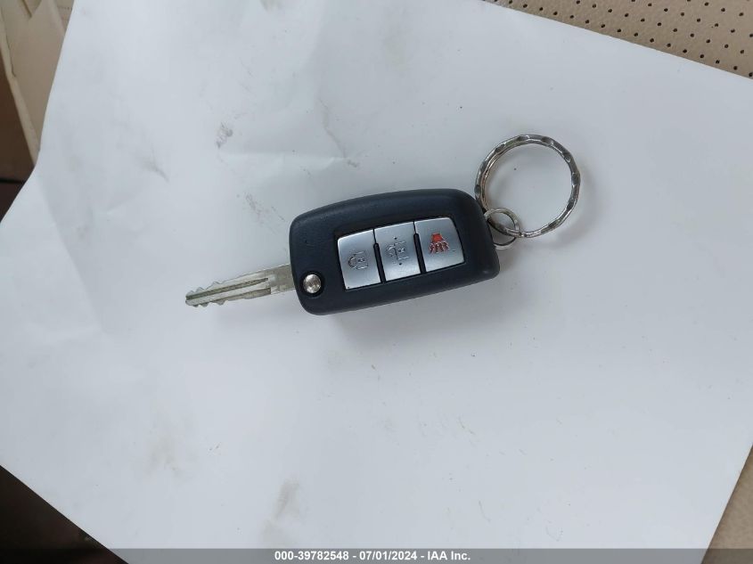 2015 Nissan Rogue S VIN: KNMAT2MT8FP588631 Lot: 39782548