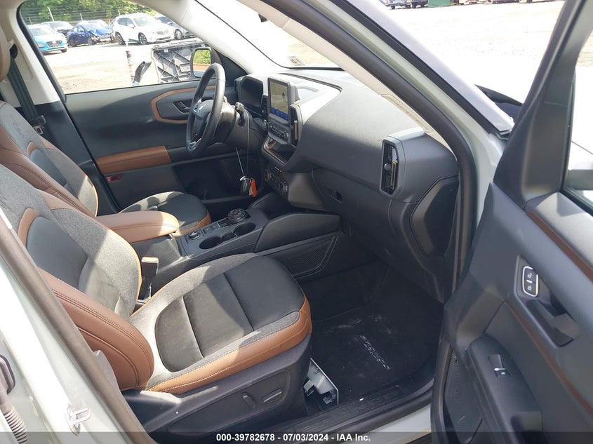 2024 Ford Bronco Sport Outer Banks VIN: 3FMCR9C67RRE78223 Lot: 39782678