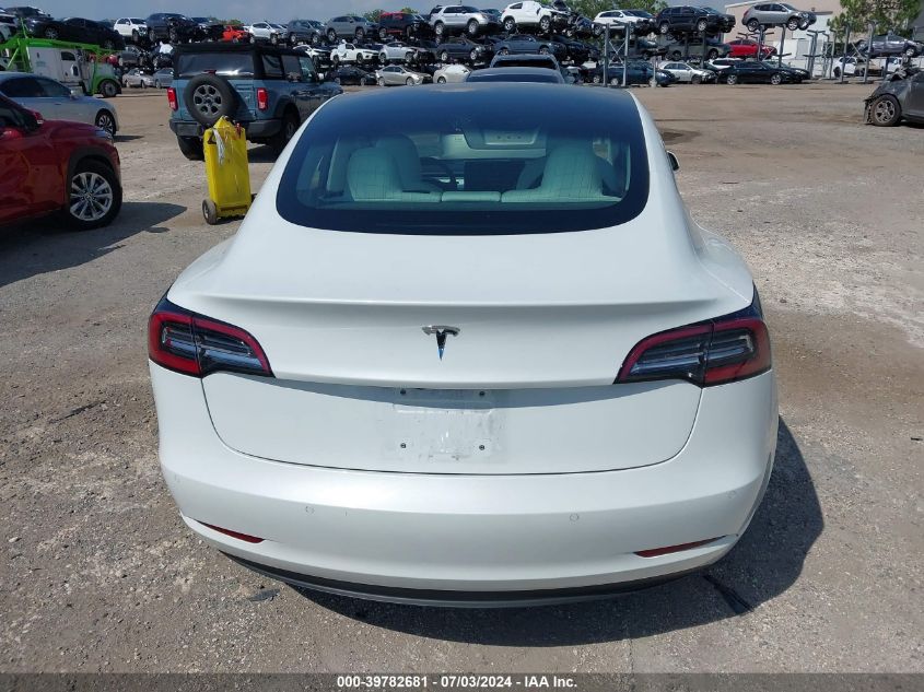 2018 Tesla Model 3 Long Range/Performance VIN: 5YJ3E1EB4JF086334 Lot: 39782681