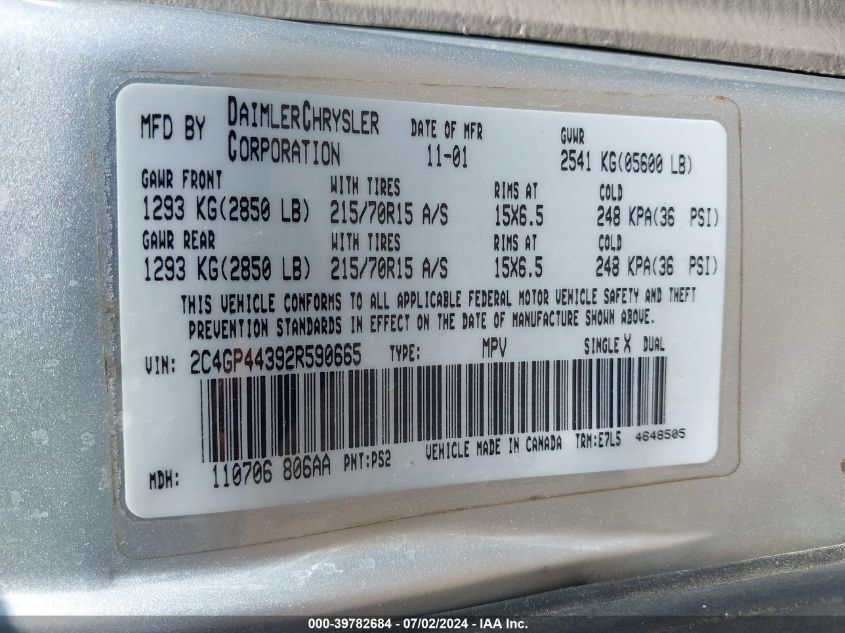 2C4GP44392R590665 2002 Chrysler Town & Country Lx